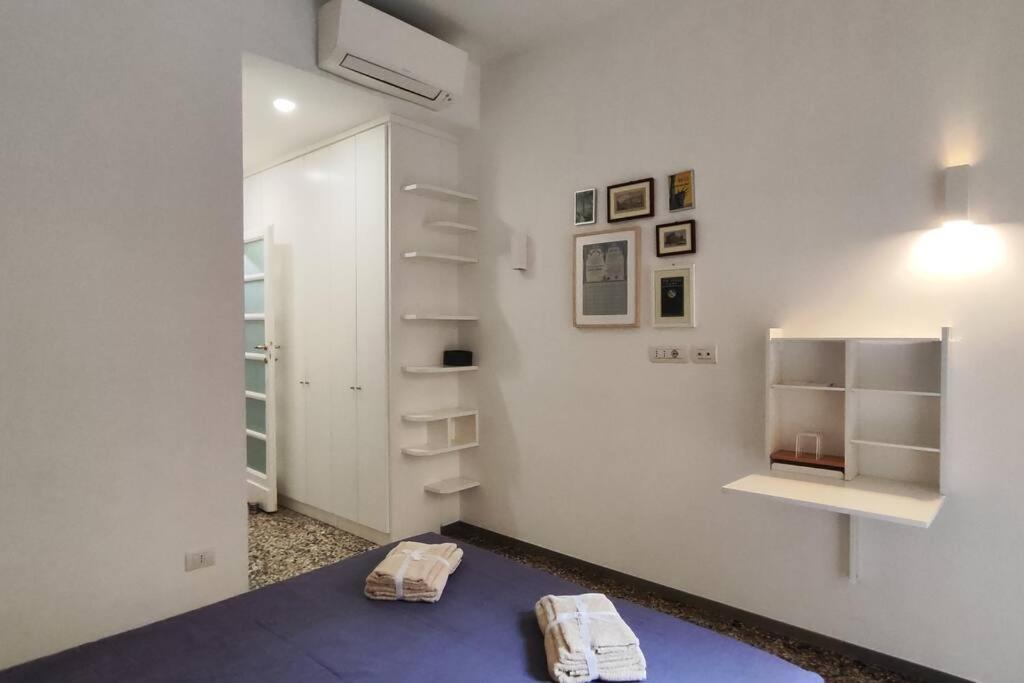 רומא Cozy Apartment Near The Colosseum מראה חיצוני תמונה